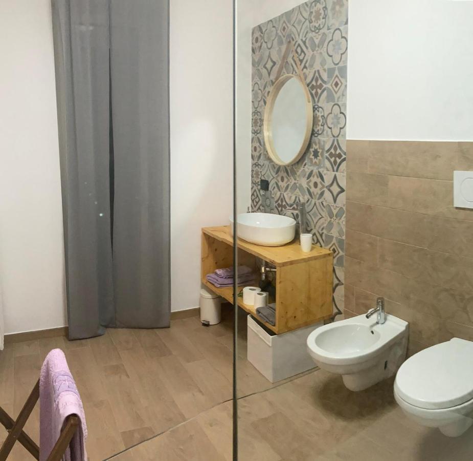 Hotel Wanderlust House Bari Exteriér fotografie